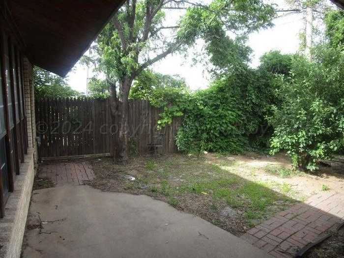 photo 14: 100 Ocla Street, Borger TX 79007