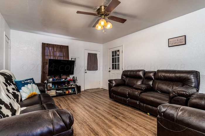 photo 2: 1820 Boyd Street, Borger TX 79007