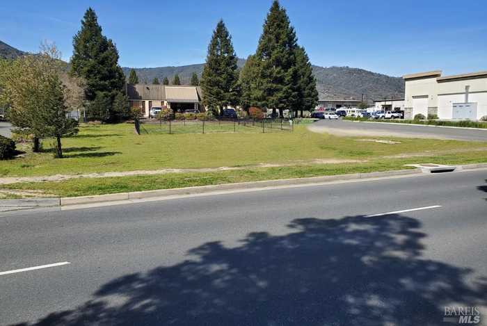 photo 2: 1246 Airport Park Blvd, Ukiah CA 95482