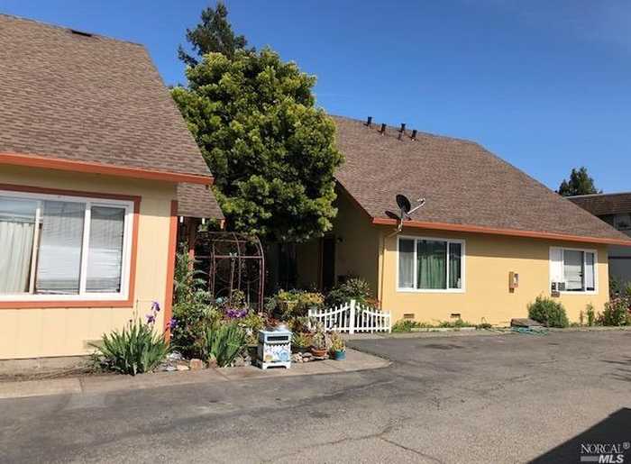 photo 2: 1109-1147 Evans Dr, Santa Rosa CA 95405