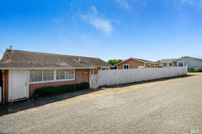 photo 1: 1235 Bay View St, Bodega Bay CA 94923