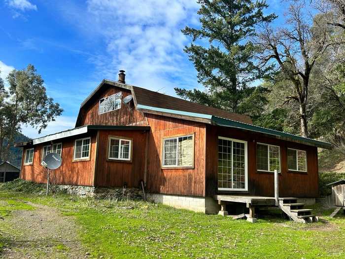 photo 1: 80700 Mina Rd, Covelo CA 95428