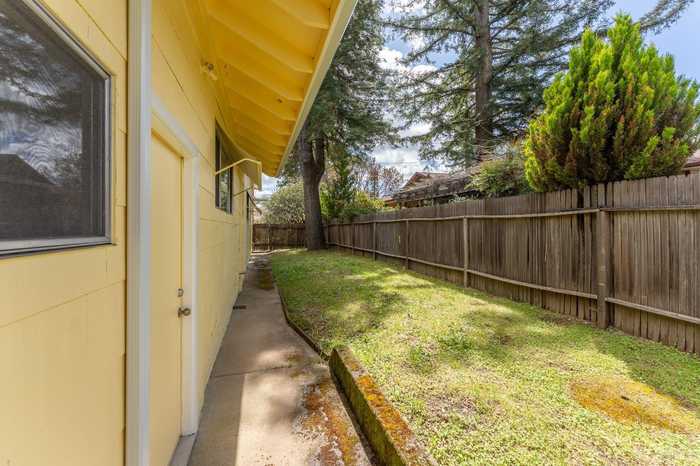 photo 27: 400 W Clay St, Ukiah CA 95482