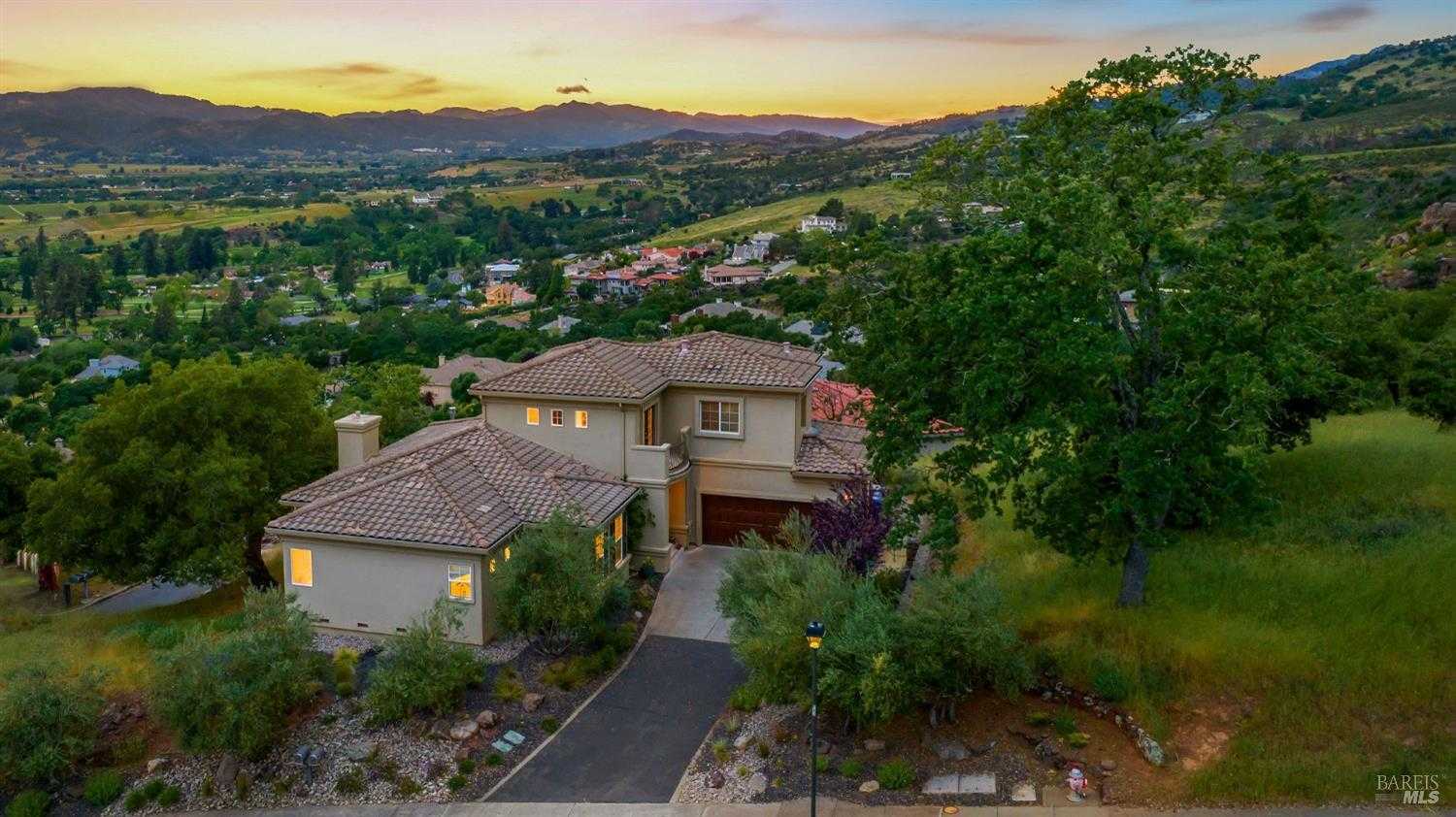 photo 1: 501 Alta Mesa Pl, Napa CA 94558