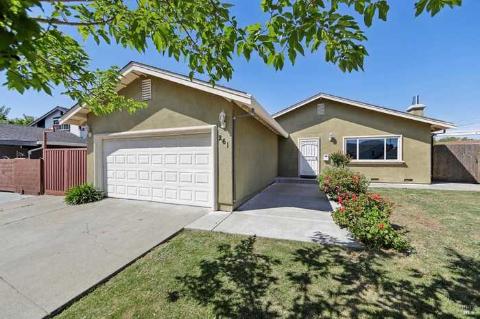 photo 2: 261 Cortland Cir, Vallejo CA 94589