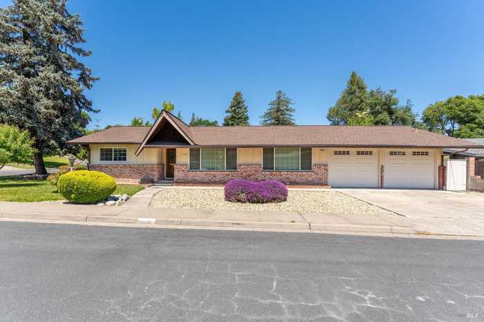 photo 1: 1020 Maple Ave, Ukiah CA 95482