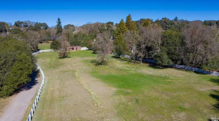 photo 12: 3440 Chess Ln, Ukiah CA 95482