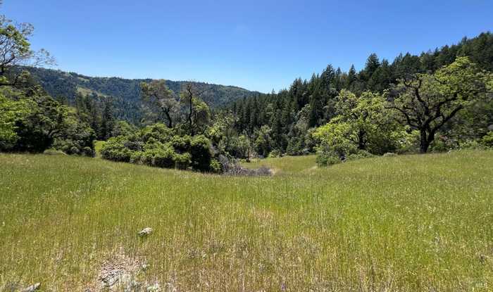 photo 2: 20115 Kelly Rd, Geyserville CA 95441