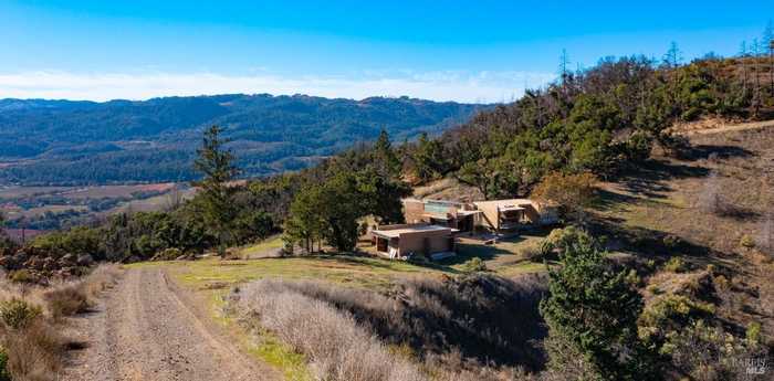 photo 2: 631 Lommel Rd, Calistoga CA 94515