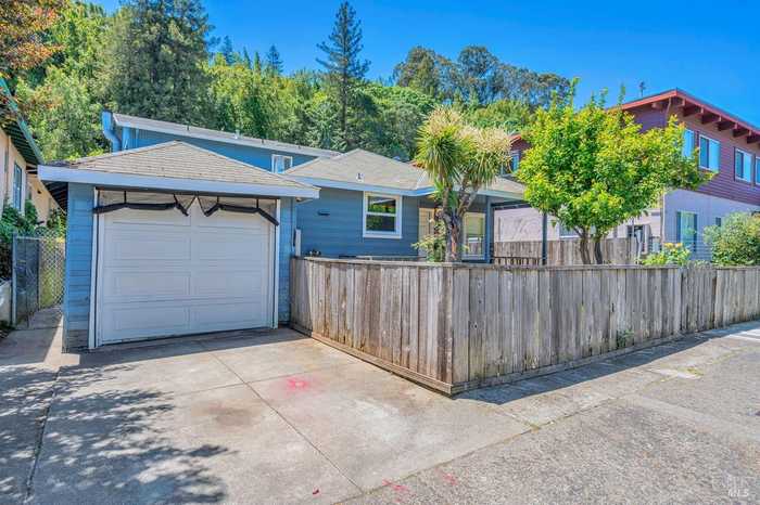 photo 2: 217-219 W End Ave, San Rafael CA 94901