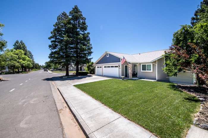 photo 2: 1200 Valley Oak Dr, Winters CA 95694