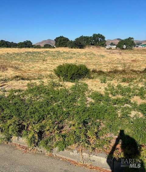 photo 3: 485 Pittman Rd, Fairfield CA 94534