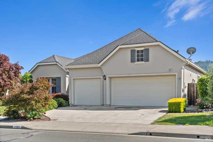 photo 2: 7563 Ferroggiaro Way, Santa Rosa CA 95409