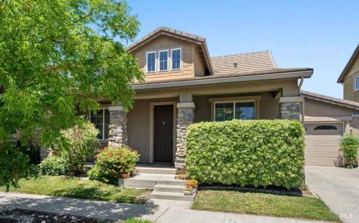 photo 1: 1574 Tommy Ln, Fairfield CA 94533