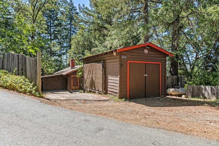 photo 2: 10701 Orr Springs Rd, Ukiah CA 95482