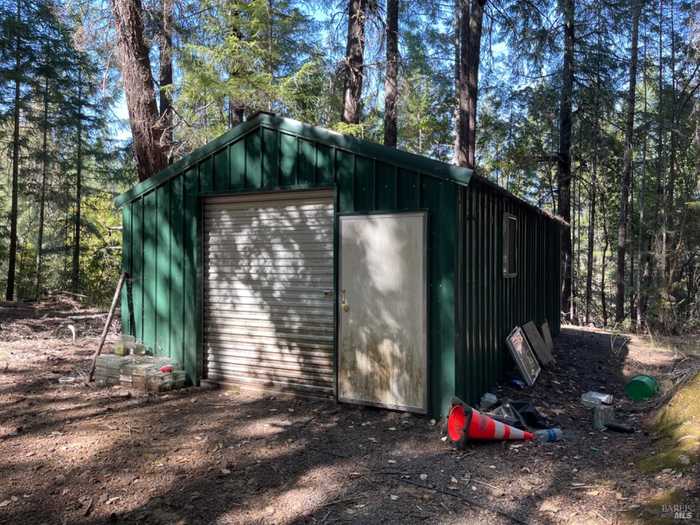 photo 2: 1901 Tenmile Creek Rd, Laytonville CA 95454