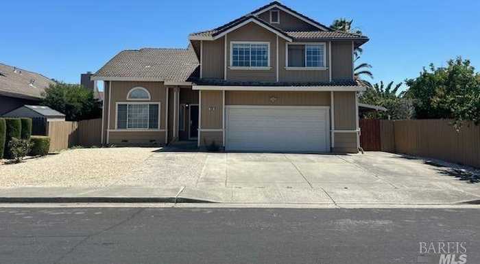 photo 1: 2630 Burrell Dr, Fairfield CA 94533