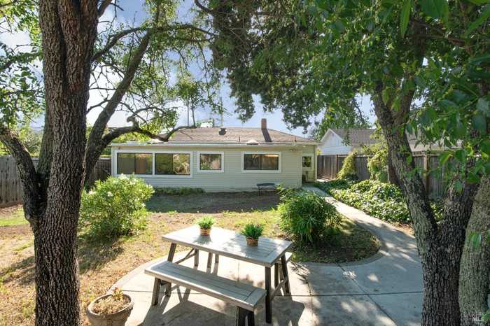 photo 1: 596 1st St W, Sonoma CA 95476