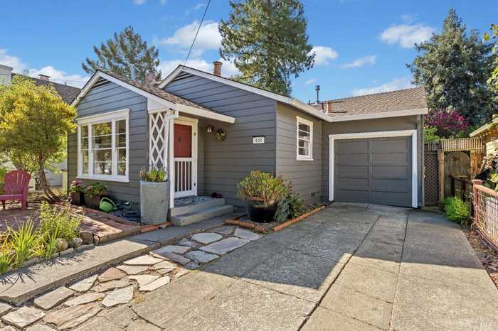 photo 2: 630 Oak St, Santa Rosa CA 95404