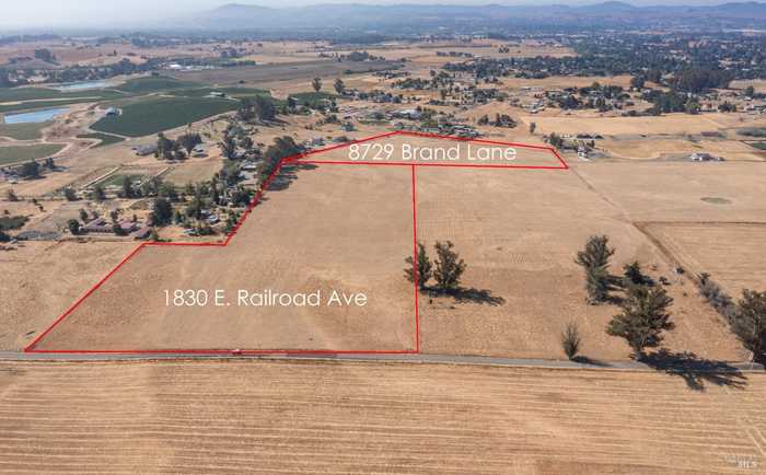 photo 1: 1830 East Railroad Ave, Penngrove CA 94951