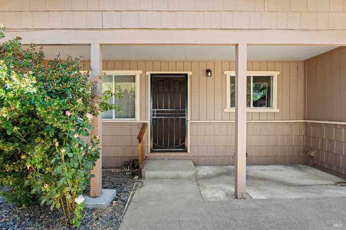 photo 2: 24 Whitmore Ln, Ukiah CA 95482