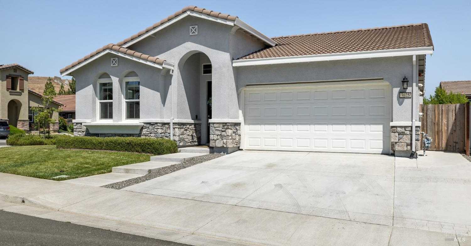 photo 2: 3025 Glee Ln, Fairfield CA 94533