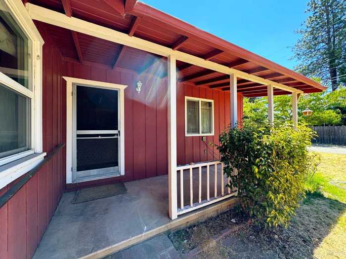 photo 2: 340 Stutsman Rd, Ukiah CA 95482