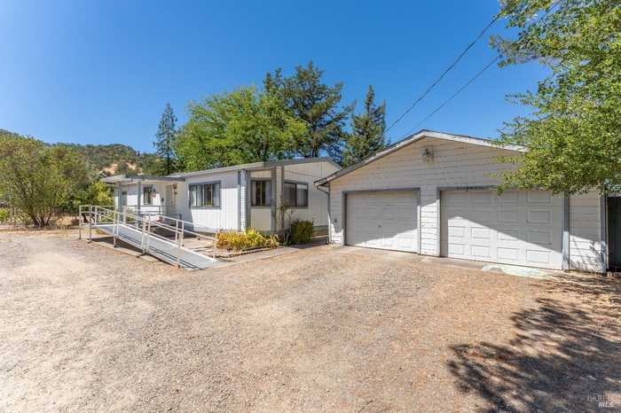 photo 2: 4040 Burke Hill Rd, Ukiah CA 95482