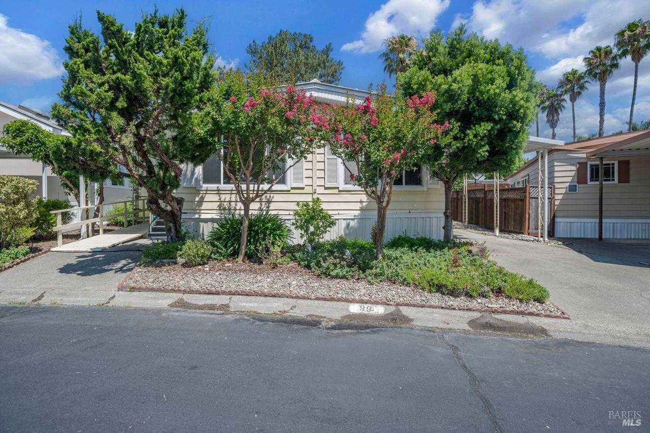 photo 1: 99 Drake Mews, Sonoma CA 95476