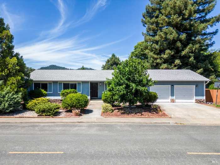 photo 1: 220 Bonnie Ln, Willits CA 95490