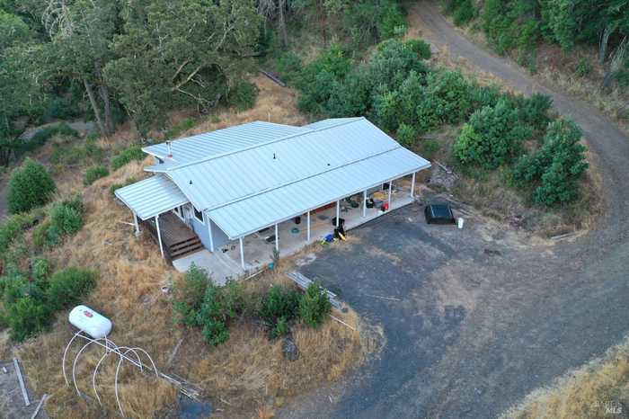 photo 1: 18500 Shafer Ranch Rd, Willits CA 95490