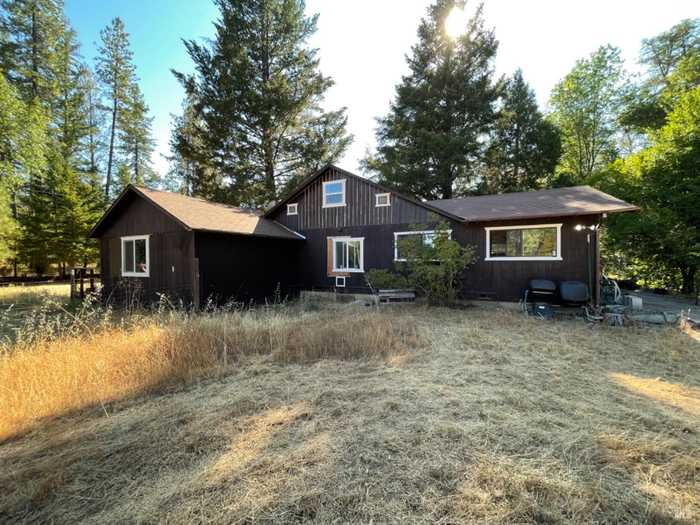 photo 1: 1650 Fitch Rd, Laytonville CA 95454