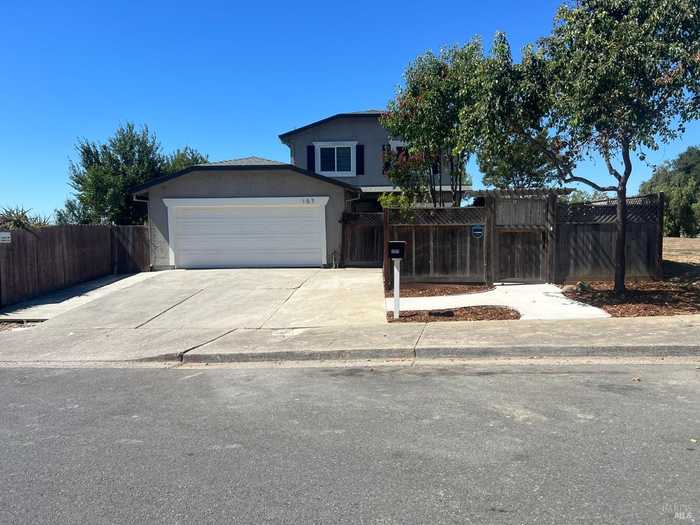 photo 1: 157 Peach St, Vallejo CA 94589