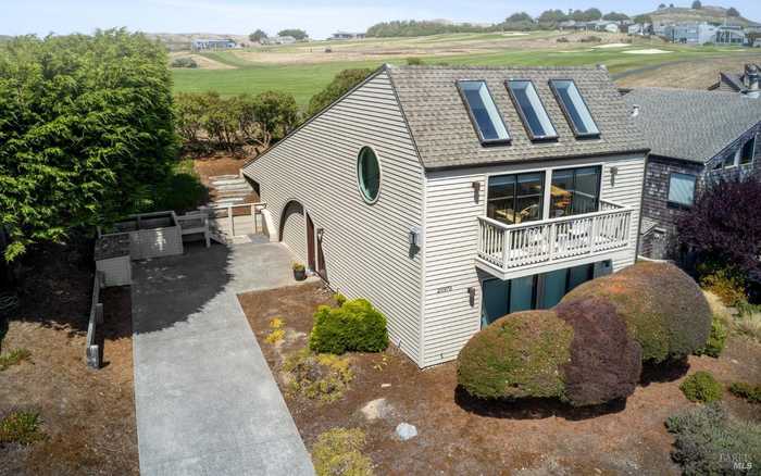 photo 1: 20970 Heron Dr, Bodega Bay CA 94923