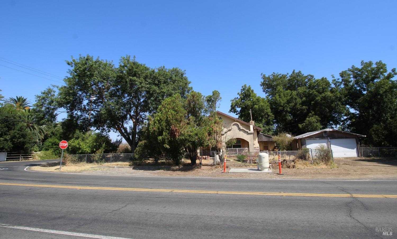 photo 1: 5285 Dixon Ave W, Dixon CA 95620