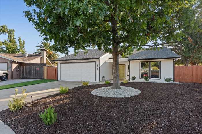 photo 1: 8612 Mellowoods Way, Sacramento CA 95828