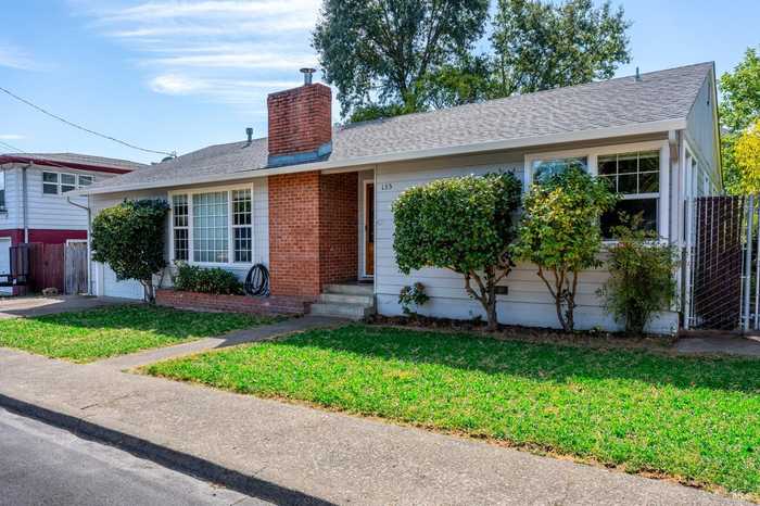 photo 2: 135 Mae St, Ukiah CA 95482