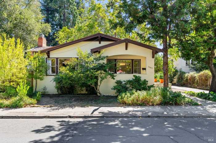 photo 1: 1541 Adams St, St. Helena CA 94574