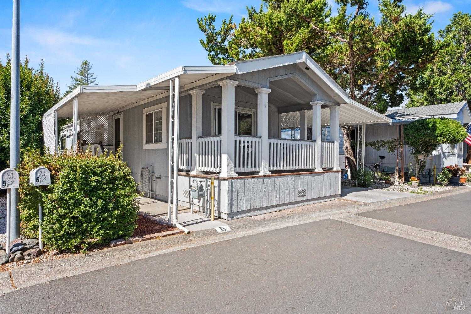 photo 1: 700 E Gobbi St #6, Ukiah CA 95482