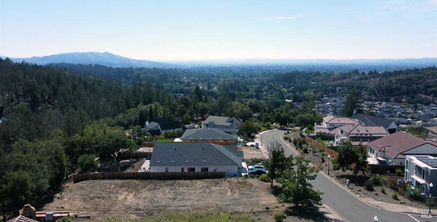 photo 3: 3712 Crown Hill Dr, Santa Rosa CA 95404