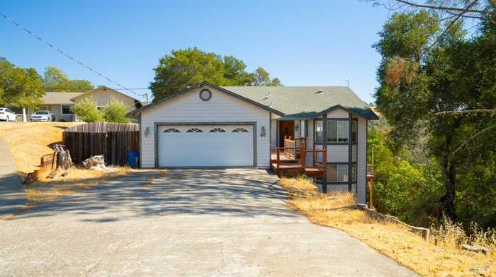 photo 1: 67 Zinnia Ln, Napa CA 94558