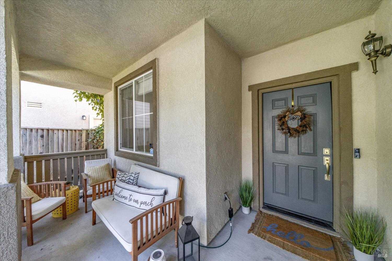 photo 3: 4109 Boulder Creek Ct, Fairfield CA 94534