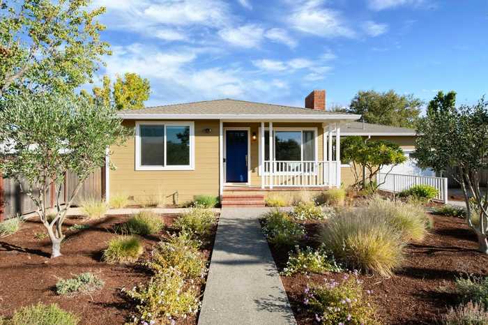 photo 1: 230-232 Perkins St, Sonoma CA 95476