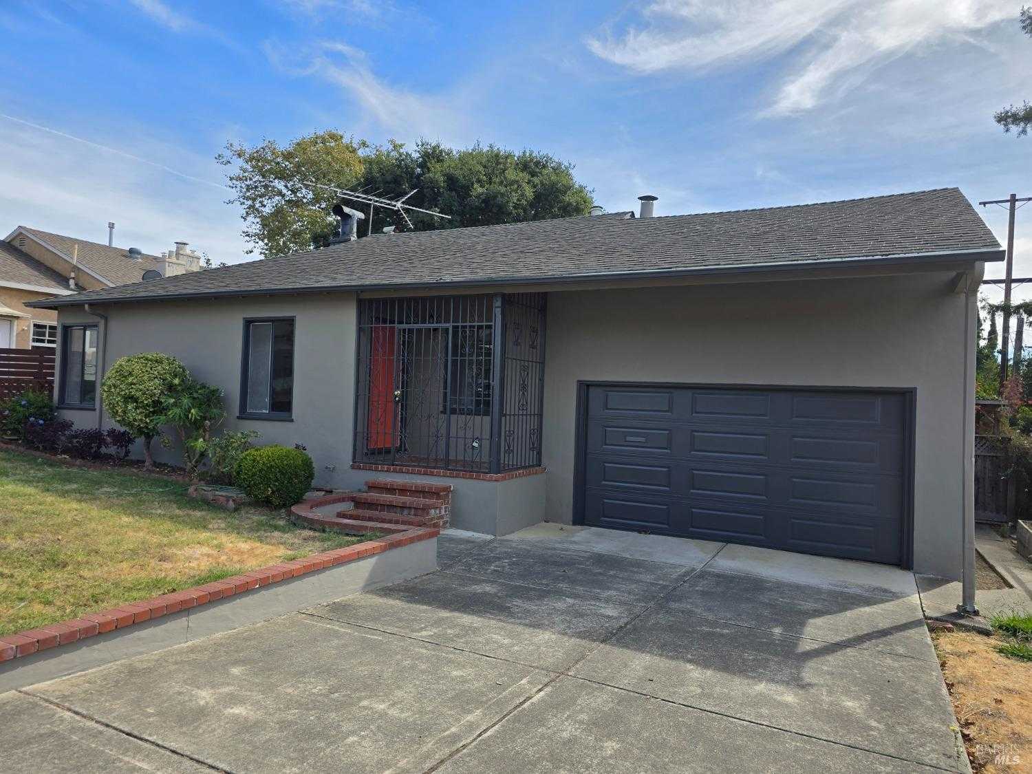 photo 1: 1409 Ensign Ave, Vallejo CA 94590