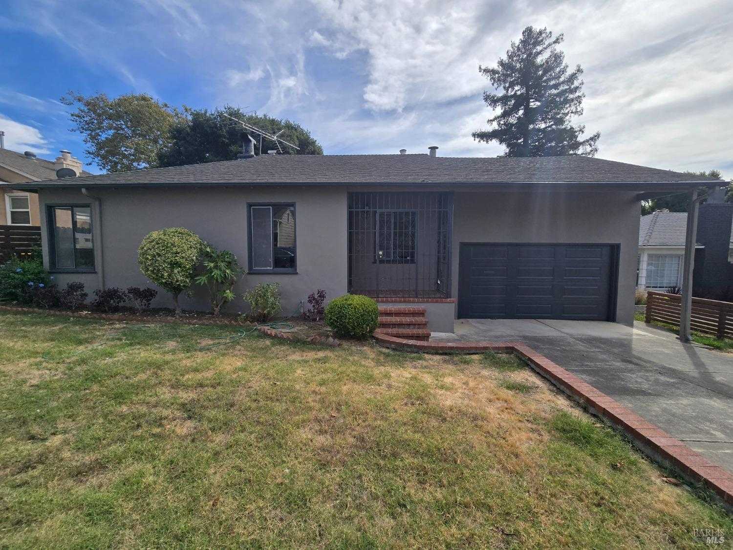 photo 2: 1409 Ensign Ave, Vallejo CA 94590