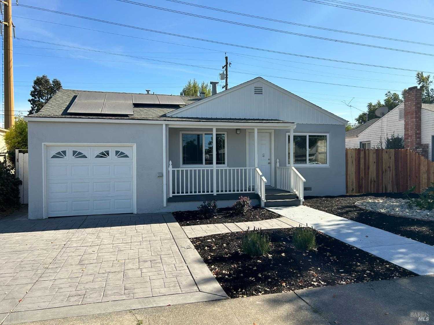 photo 1: 61 Balboa Ave, Vallejo CA 94591