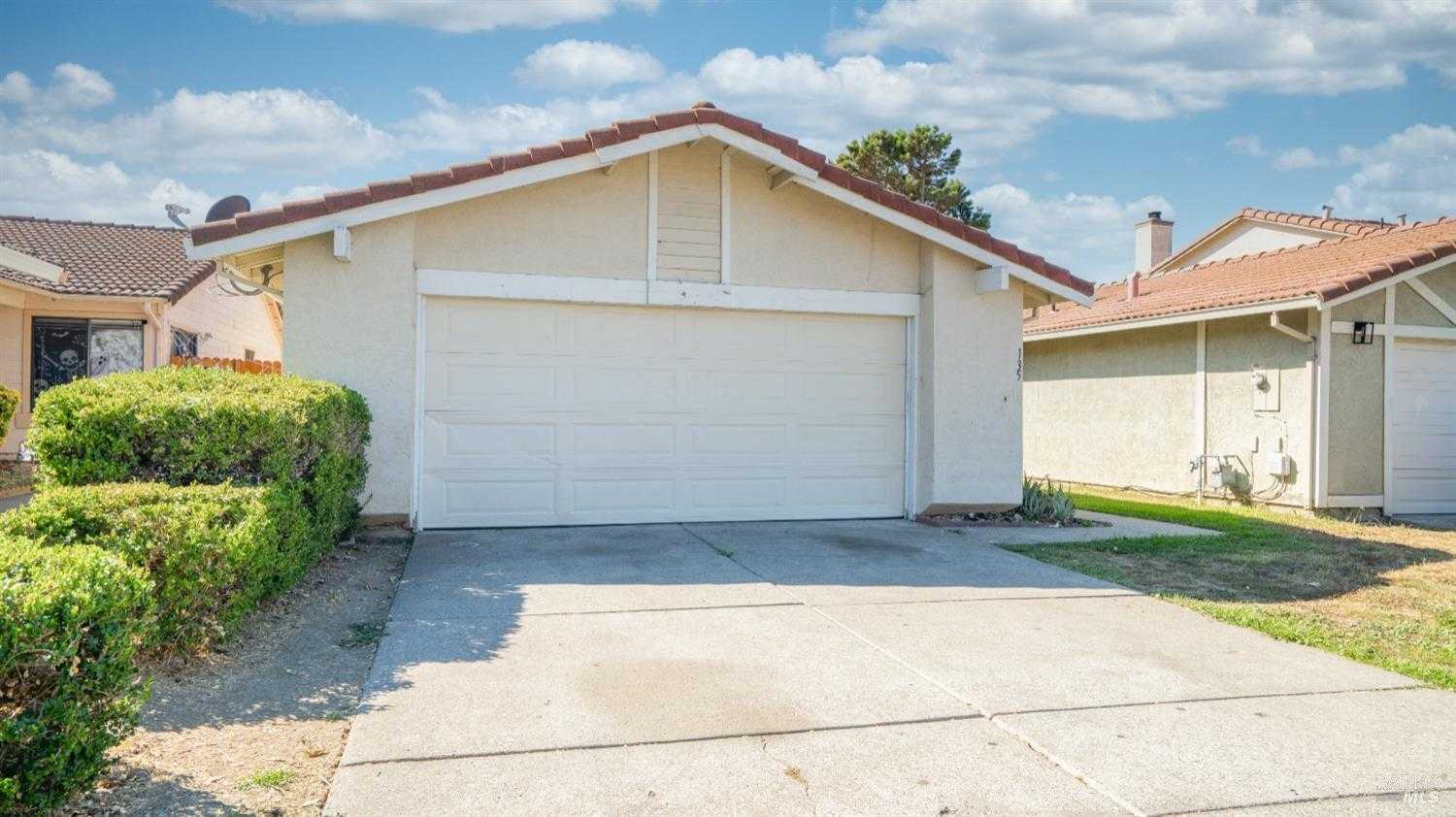 photo 1: 135 Grubstake Pl, Vallejo CA 94591