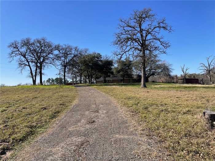 photo 1: 5000 HWY 6, Hearne TX 77859