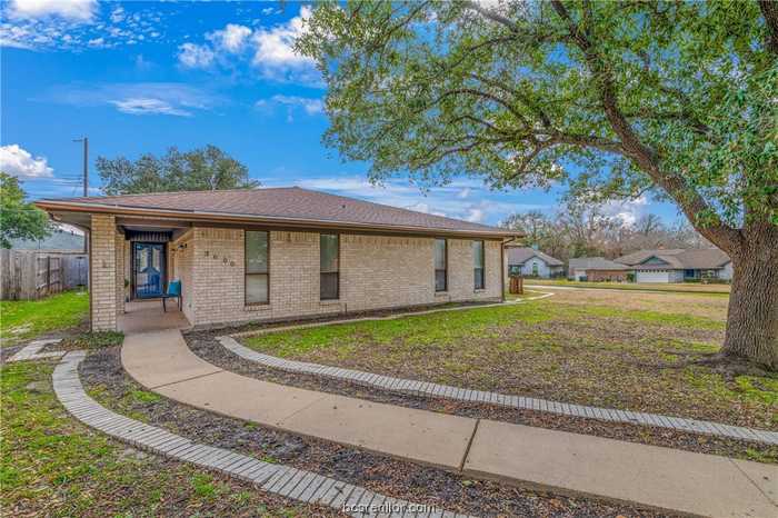 photo 2: 3600 Sierra Drive, Bryan TX 77802