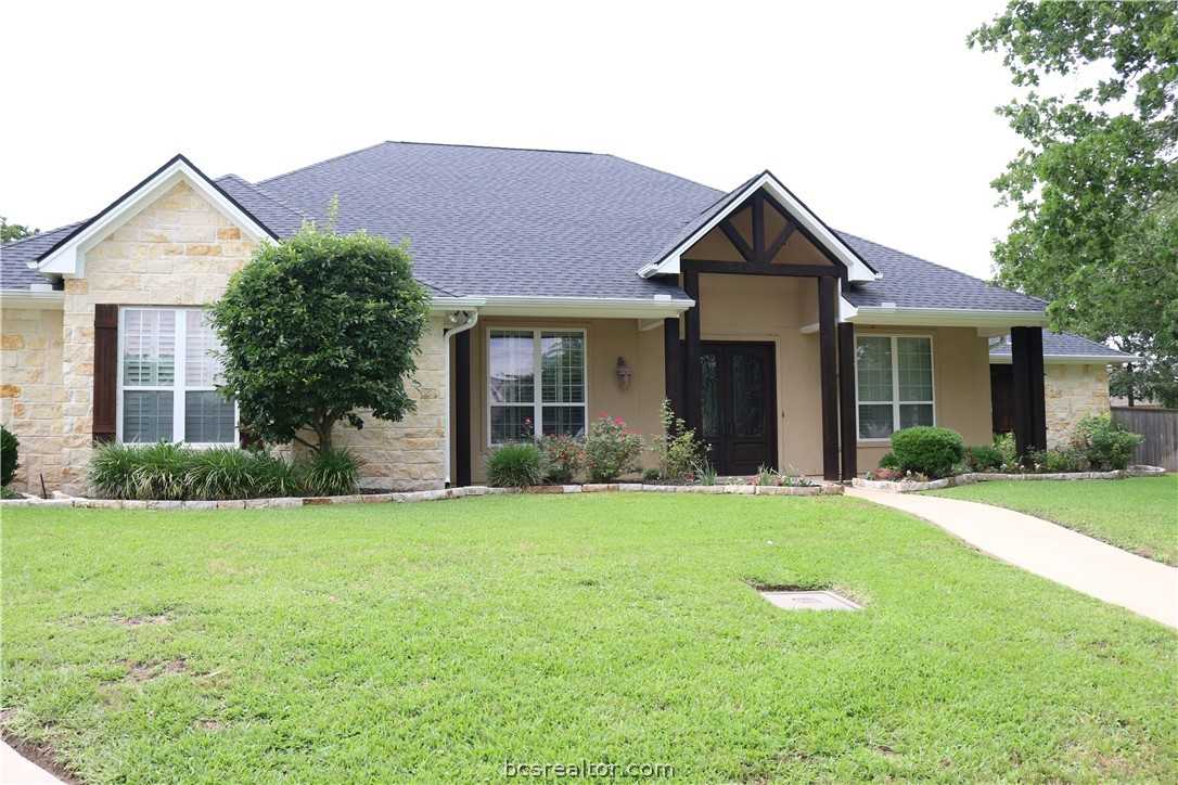 photo 1: 907 Plainfield Court, College Station TX 77845